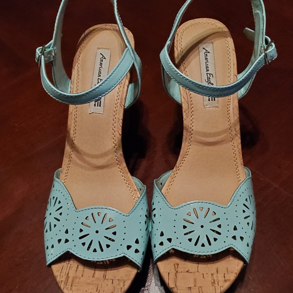 Shoes - Picture 2 of 2